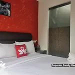 Lsh Hotel