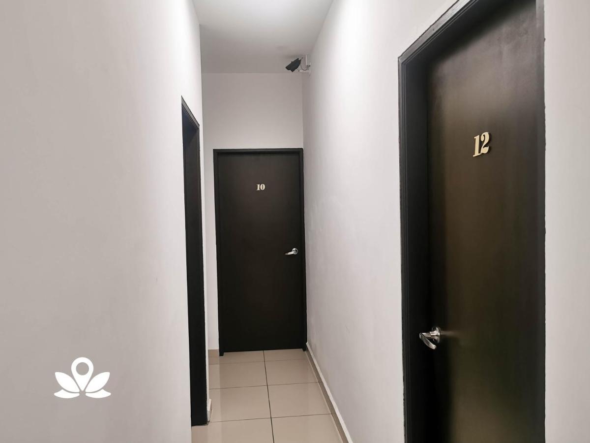 Lsh Hotel 3*